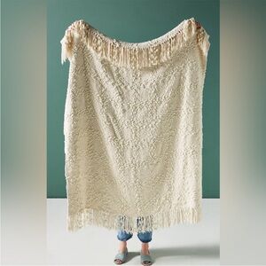 Anthropologie Chenille Throw cream ivory knitted NIP